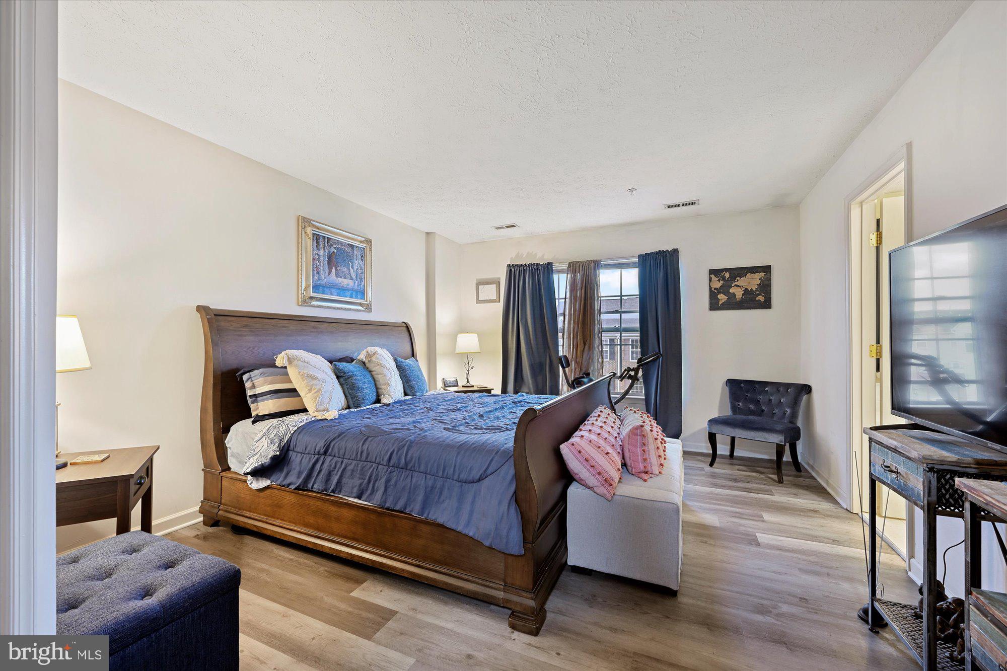 MIRAMAR LANDING - Residential Lease