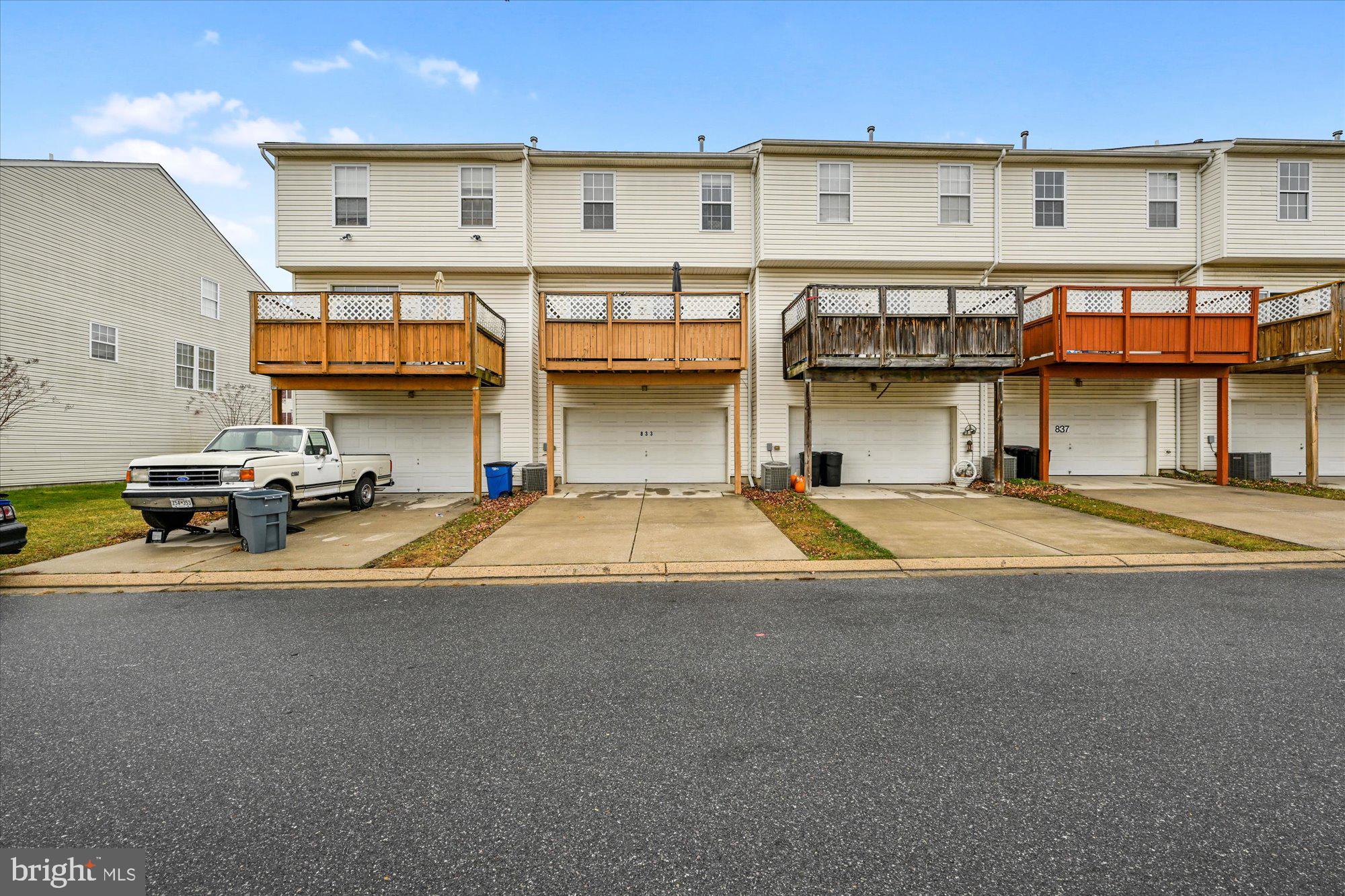 MIRAMAR LANDING - Residential Lease