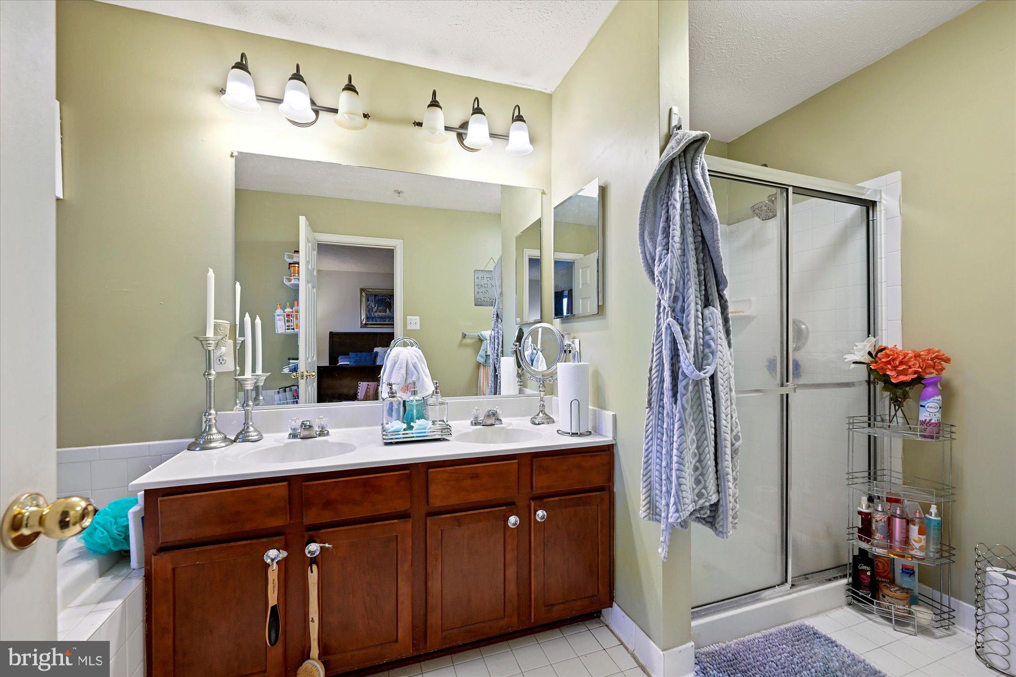 MIRAMAR LANDING - Residential Lease