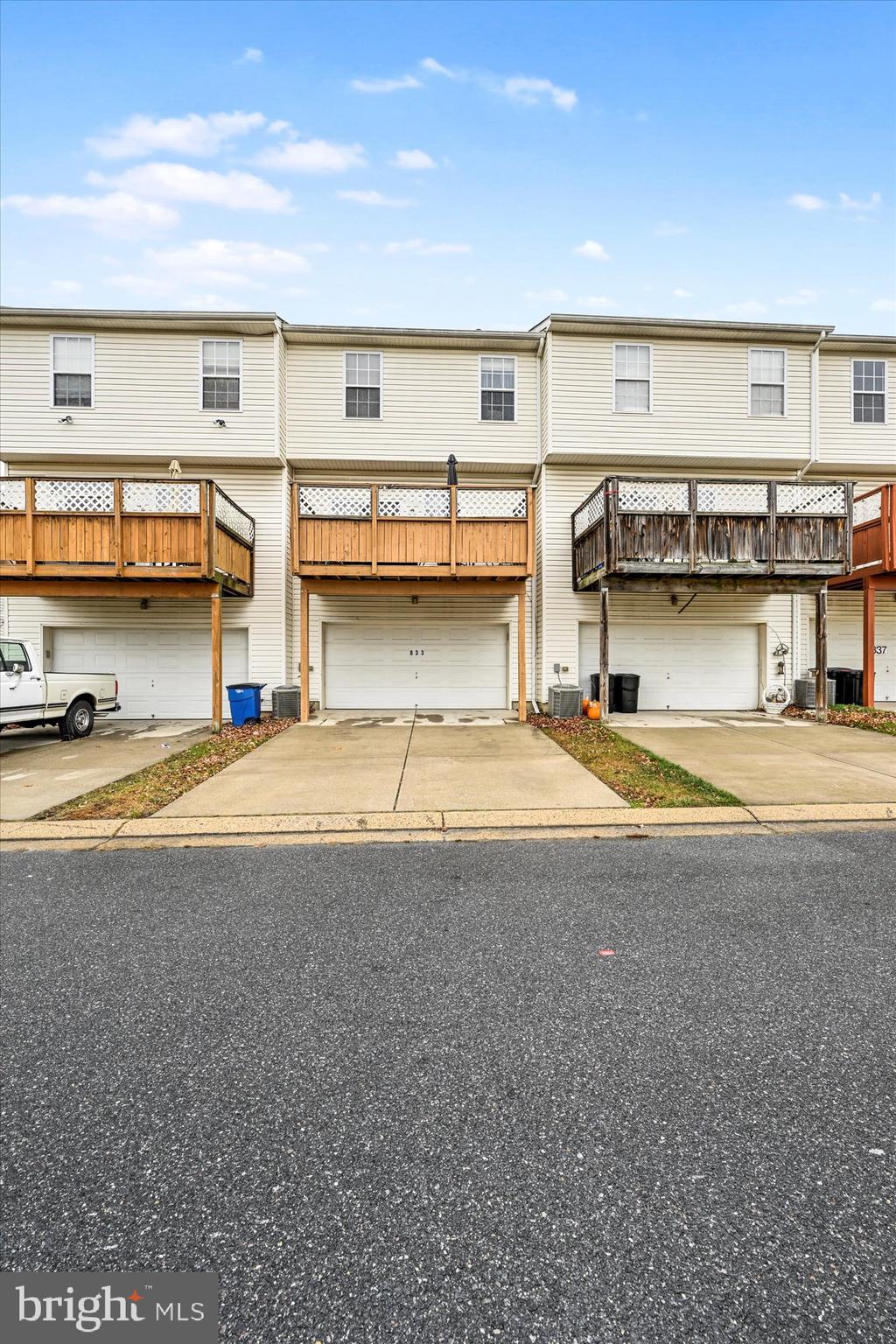 MIRAMAR LANDING - Residential Lease