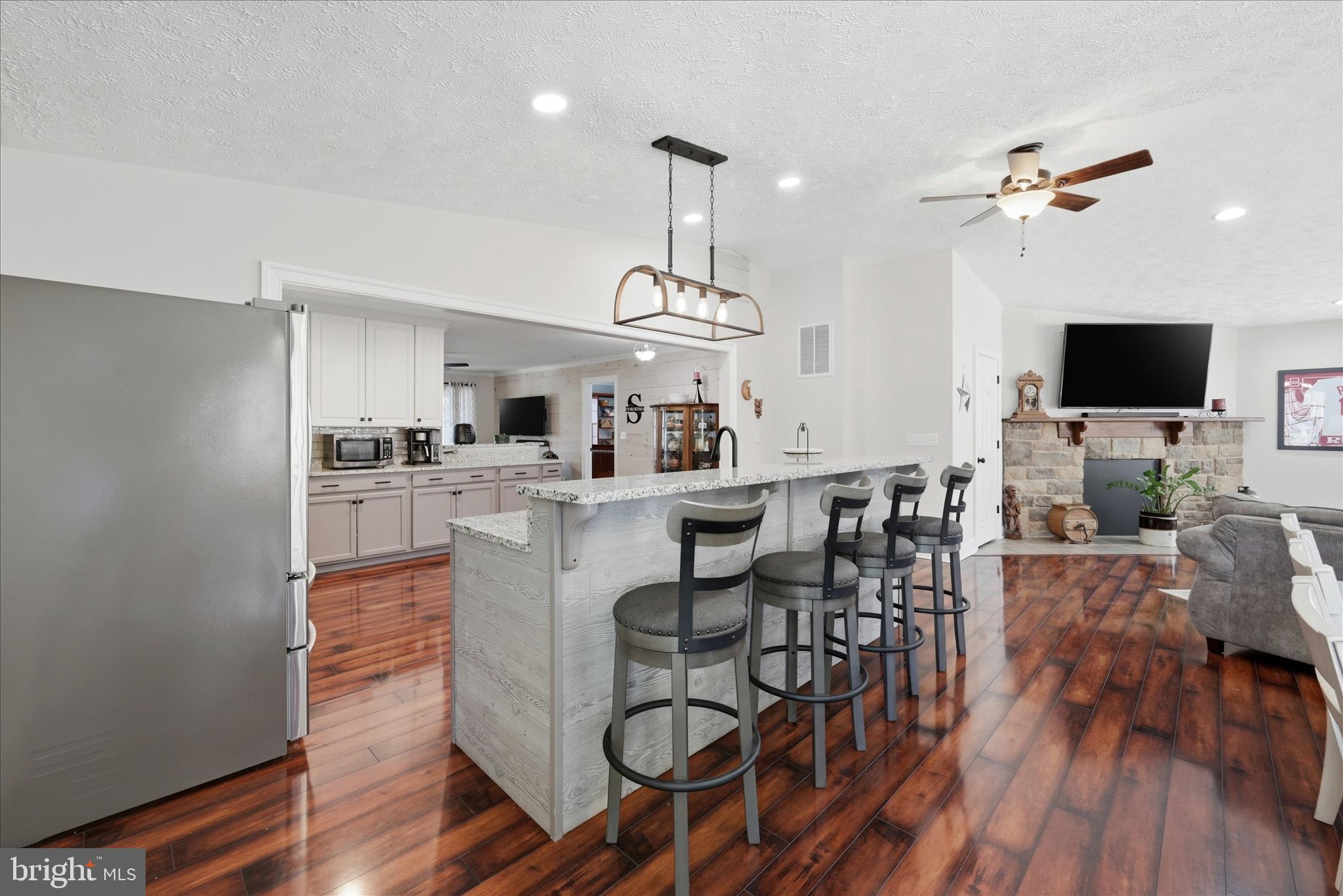 GRANDVIEW - Residential