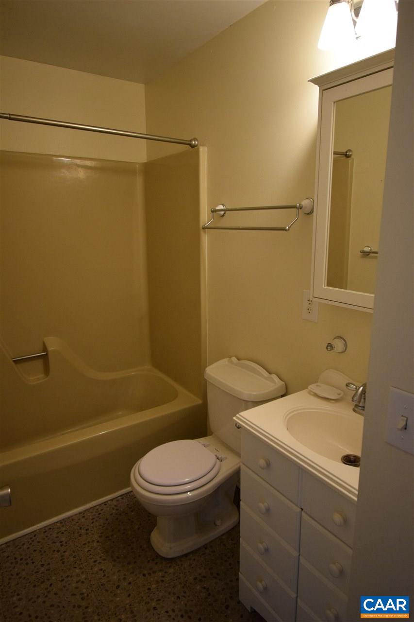 TOWNWOOD COURT - Residential Lease