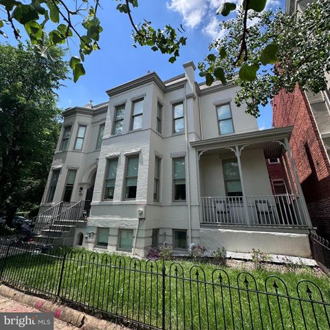 123 13TH STREET SE WASHINGTON DC 20003