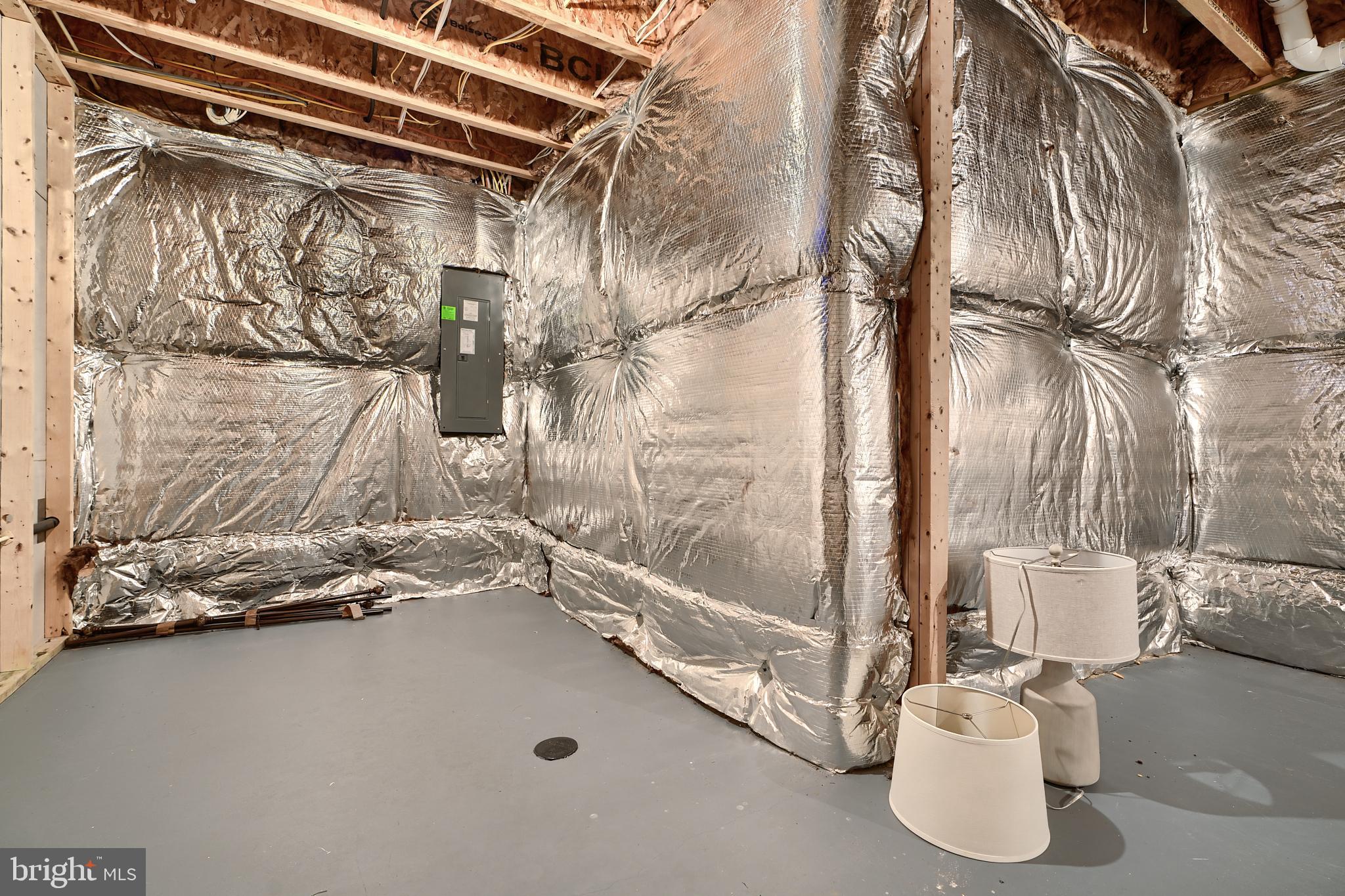 OLD COURT - Residential