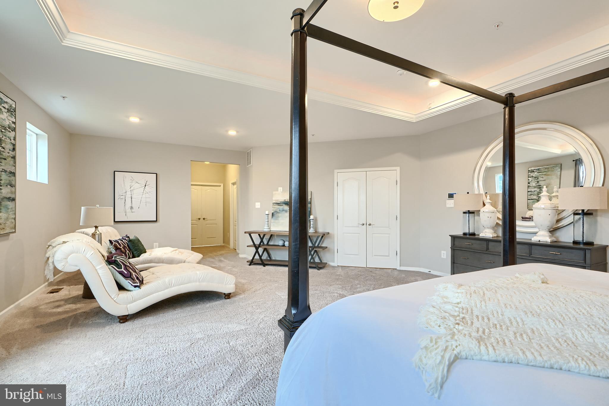 OLD COURT - Residential