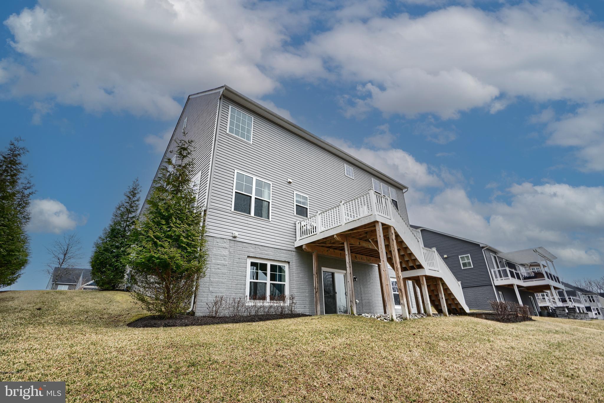 OLD COURT - Residential
