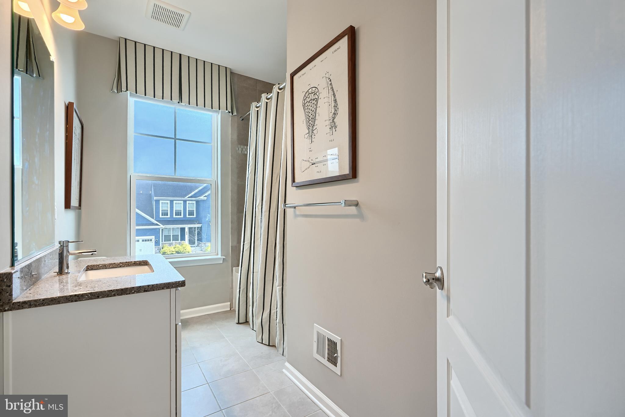 OLD COURT - Residential