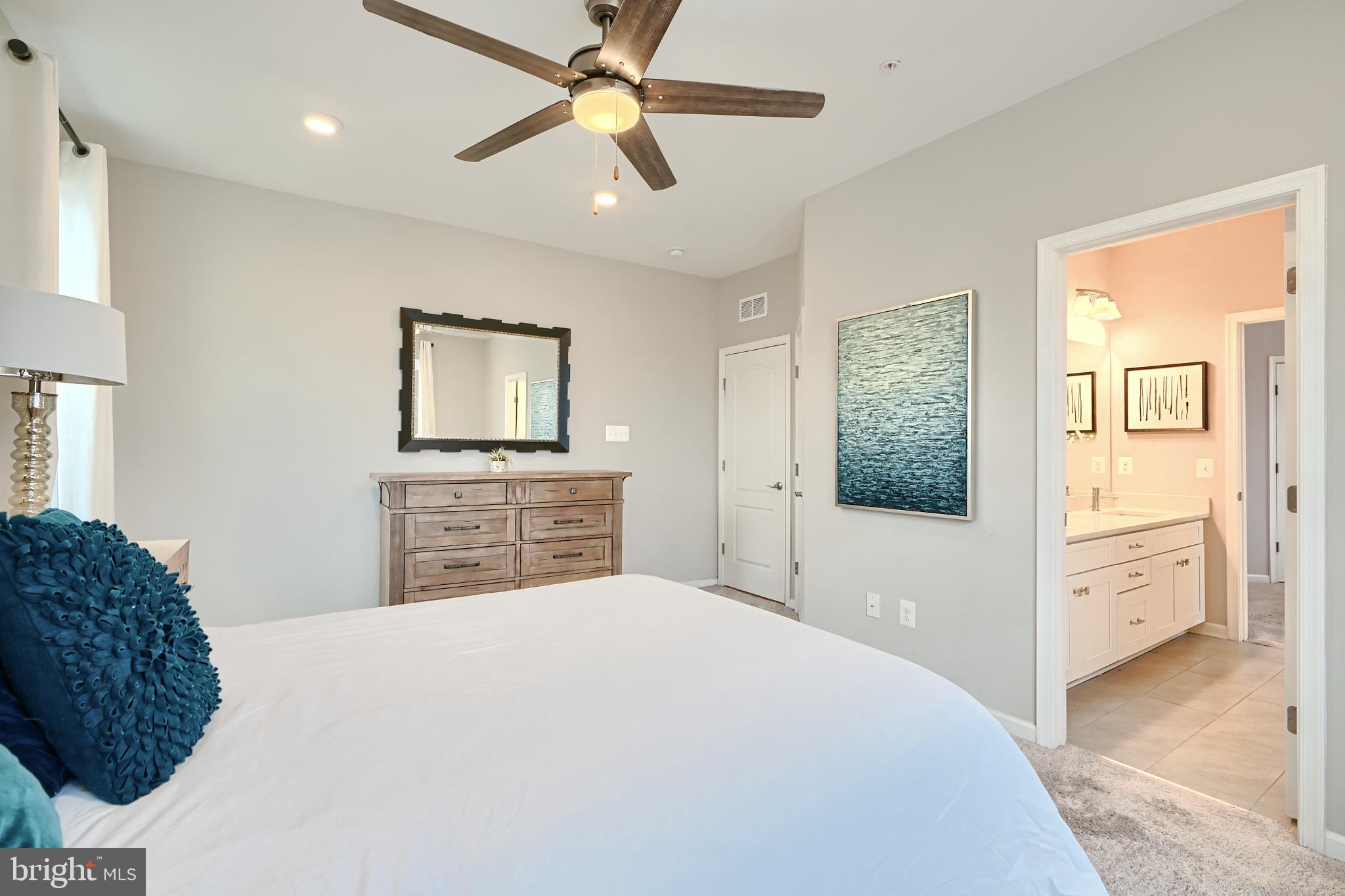 OLD COURT - Residential