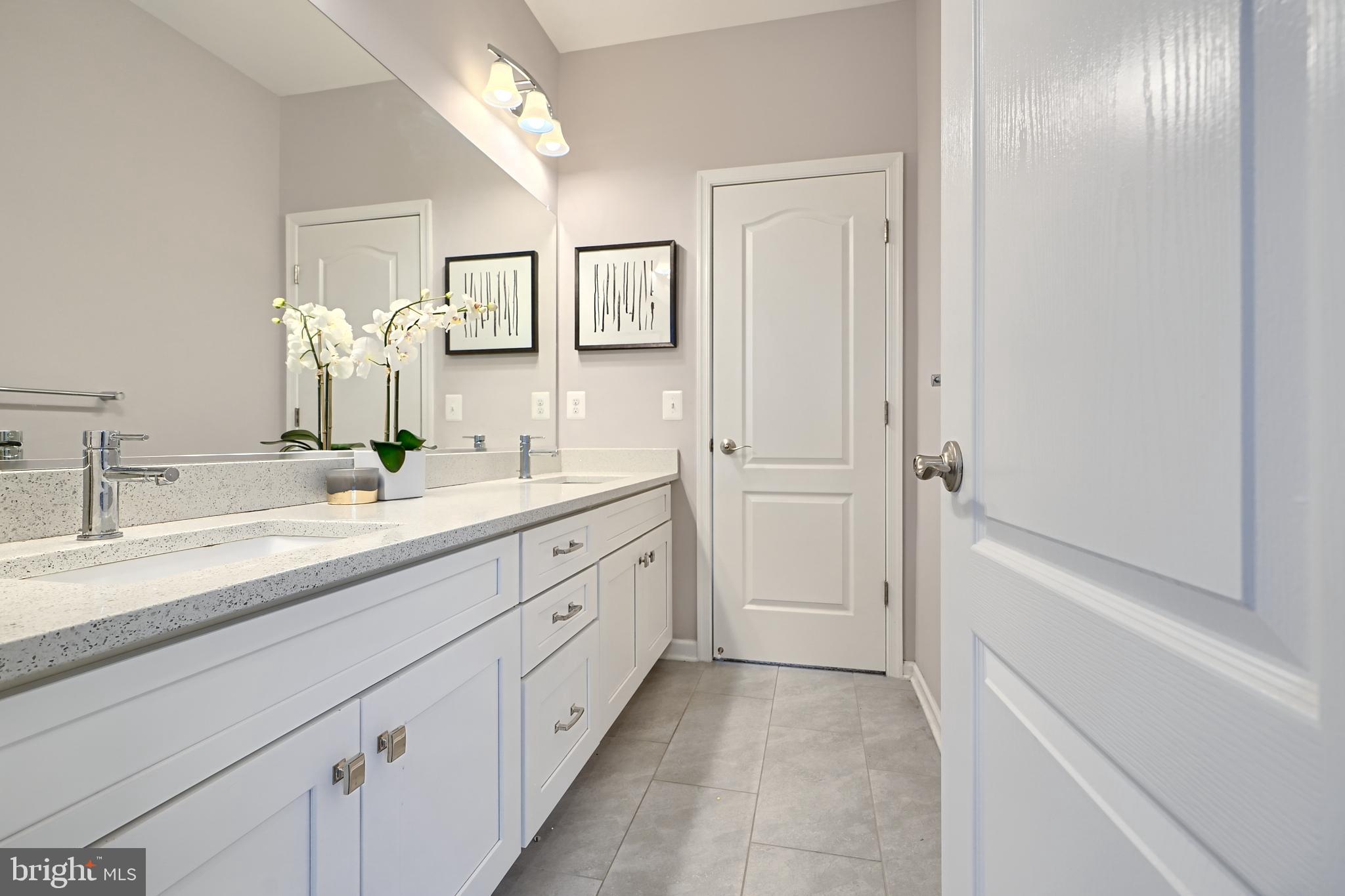 OLD COURT - Residential