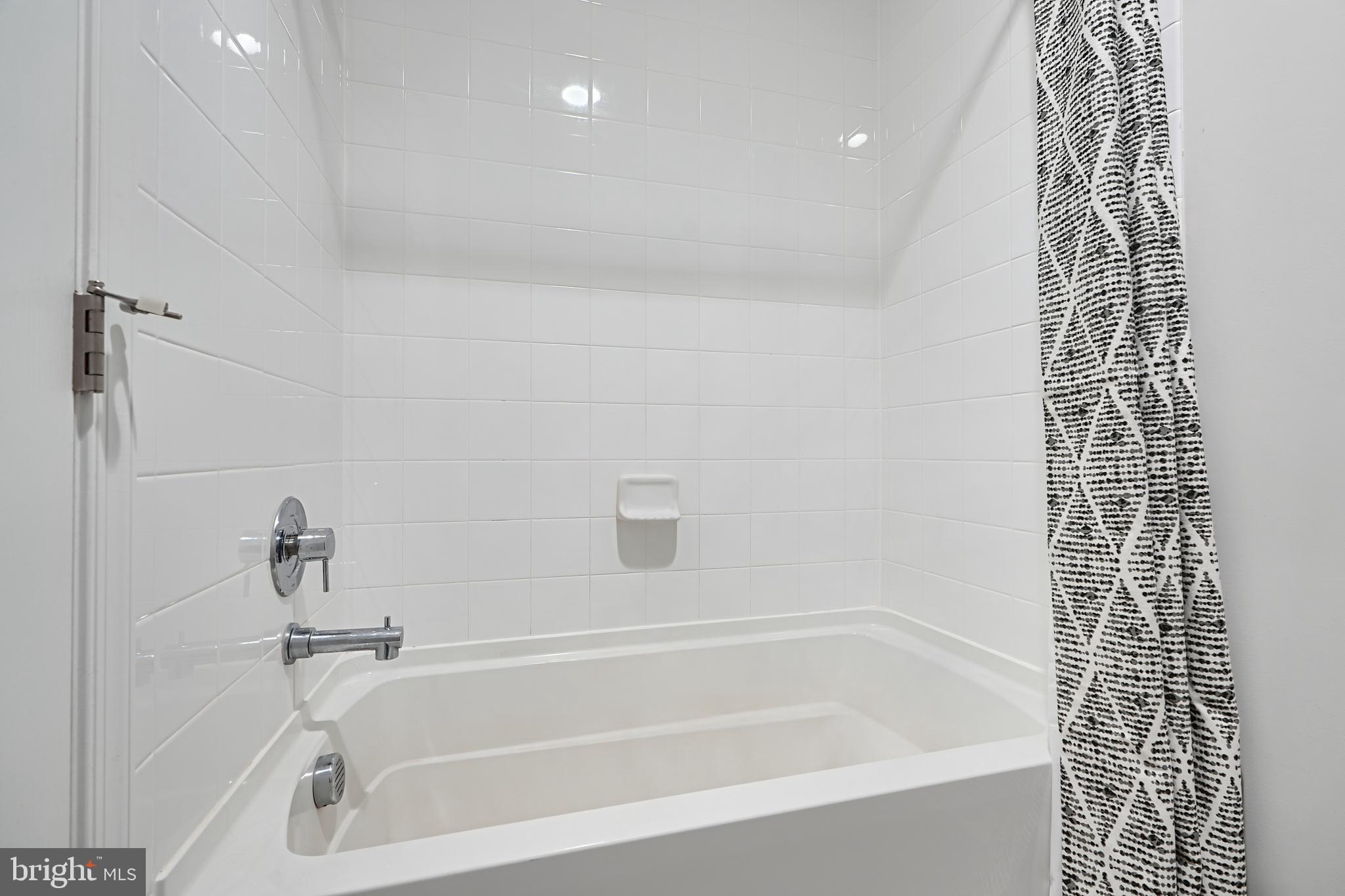 OLD COURT - Residential