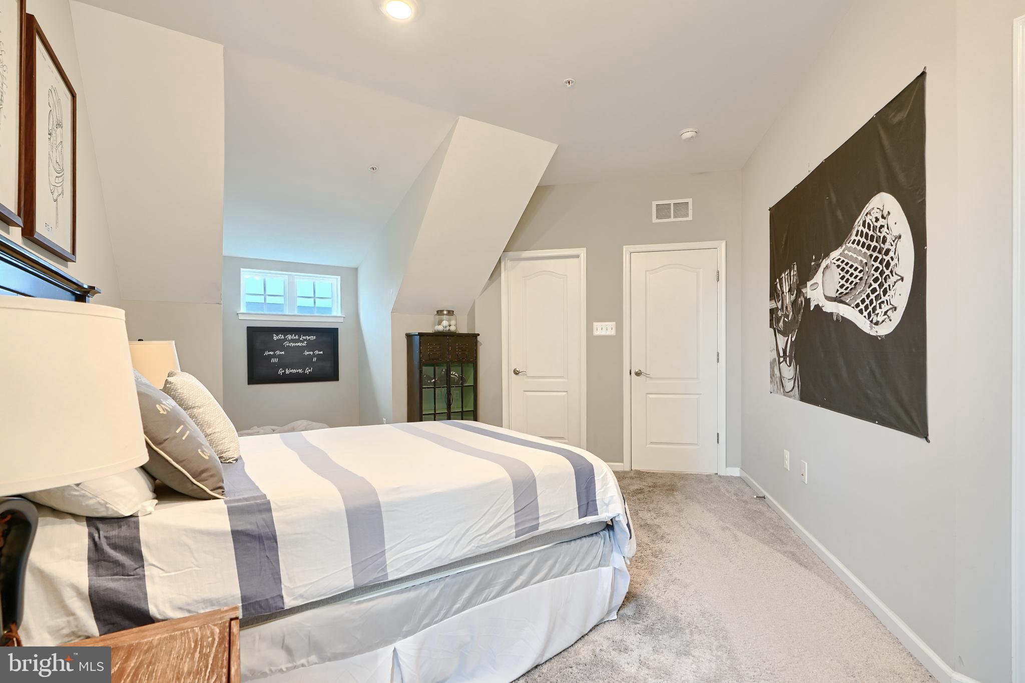 OLD COURT - Residential