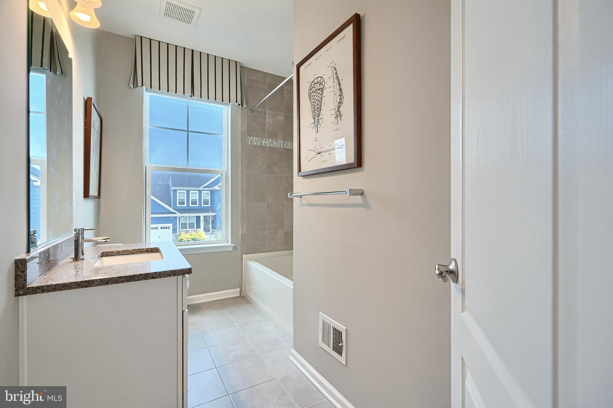 OLD COURT - Residential