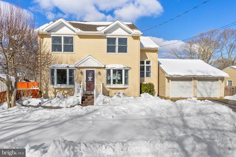 Homes For Sale - 638 Ivanhoe Road<br/> BRICK, NJ 08723