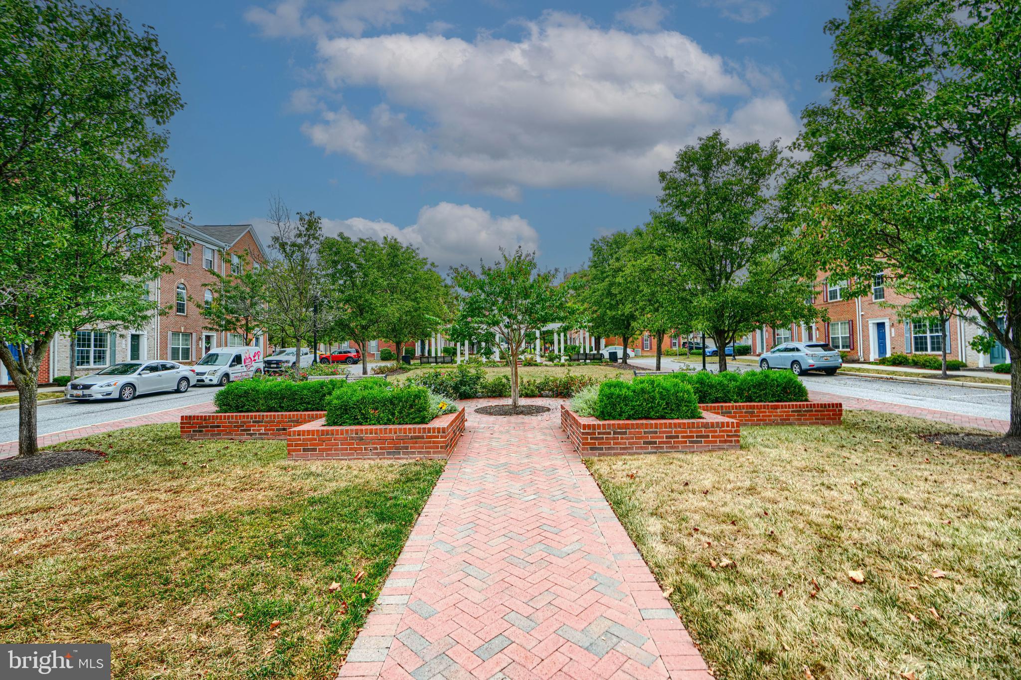 CAMDEN CROSSING - Residential