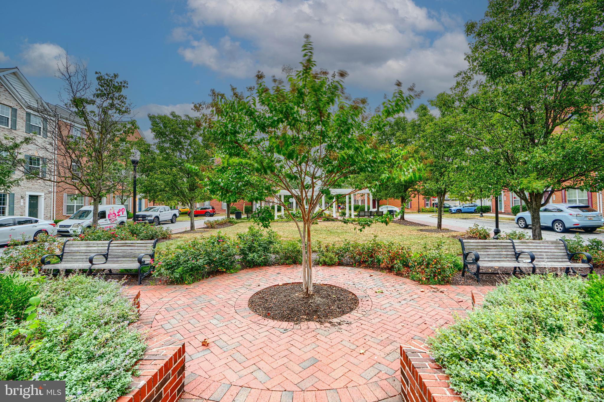 CAMDEN CROSSING - Residential