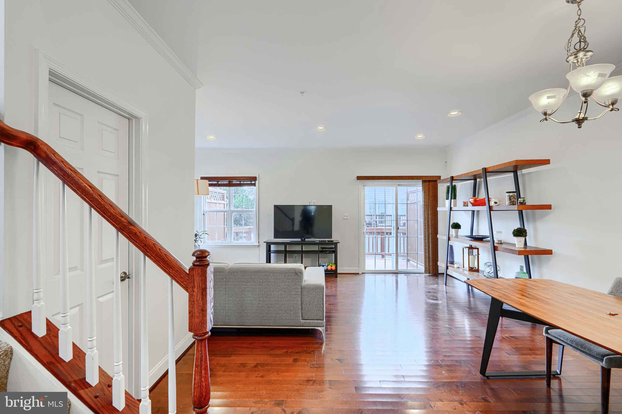 CAMDEN CROSSING - Residential