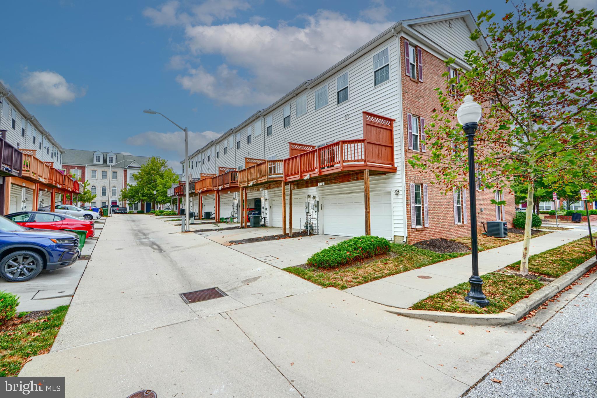 CAMDEN CROSSING - Residential