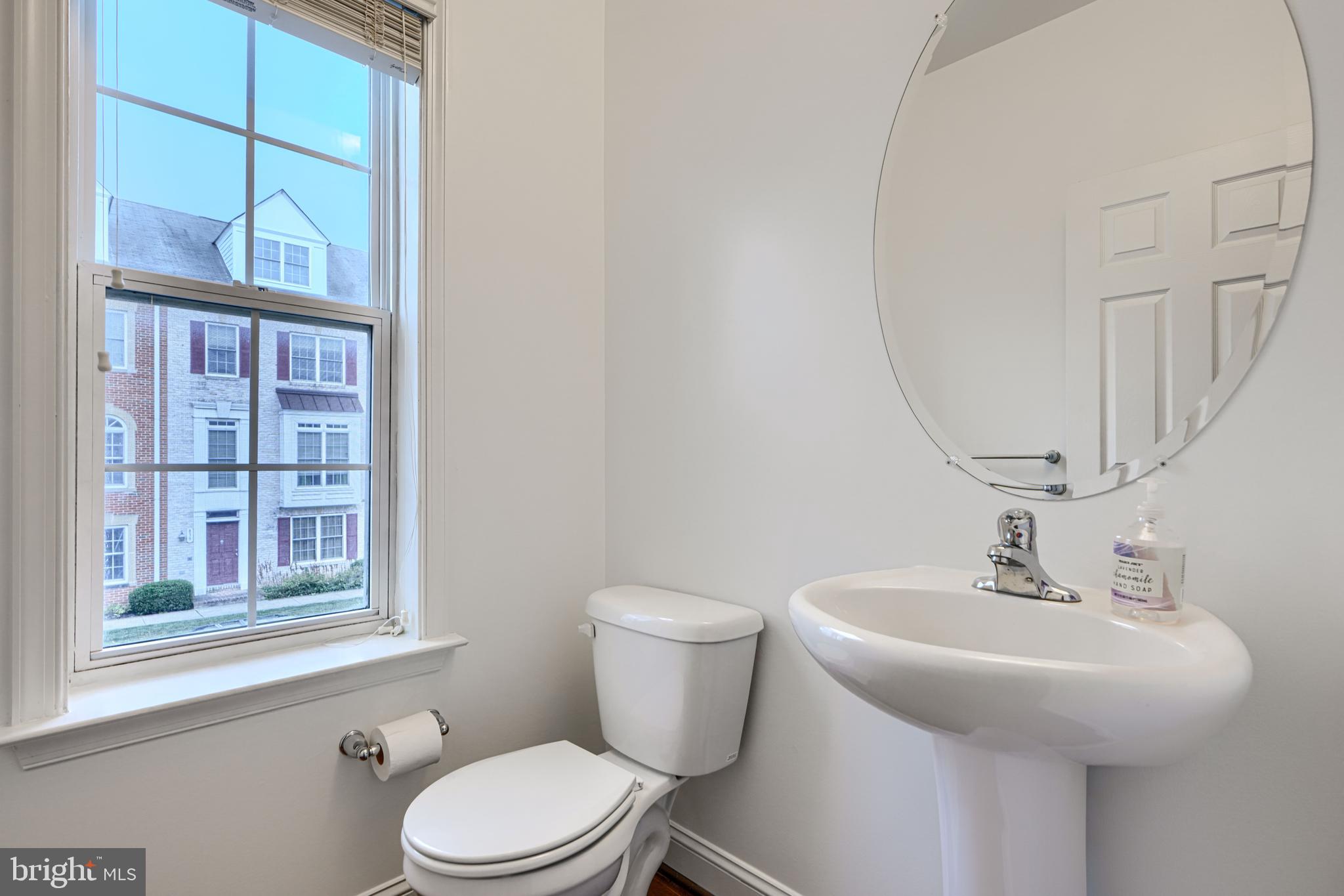 CAMDEN CROSSING - Residential