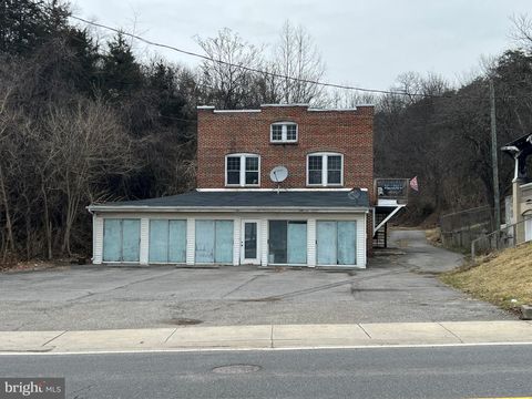 102 E MAIN STREET HANCOCK MD 21750