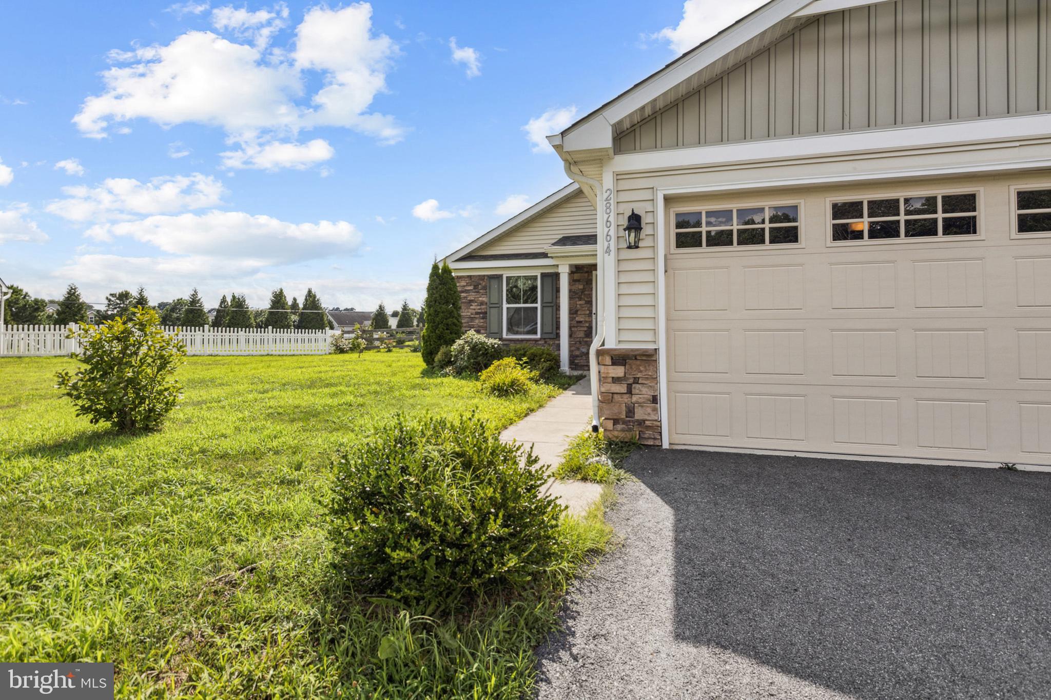 28664 HAWTHORNE TRAIL