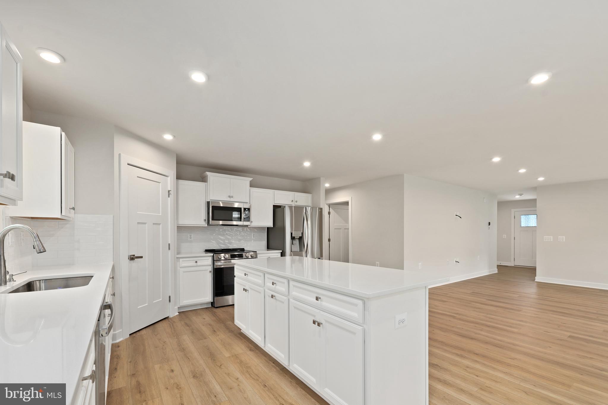 ARCADIA NORTH - Residential