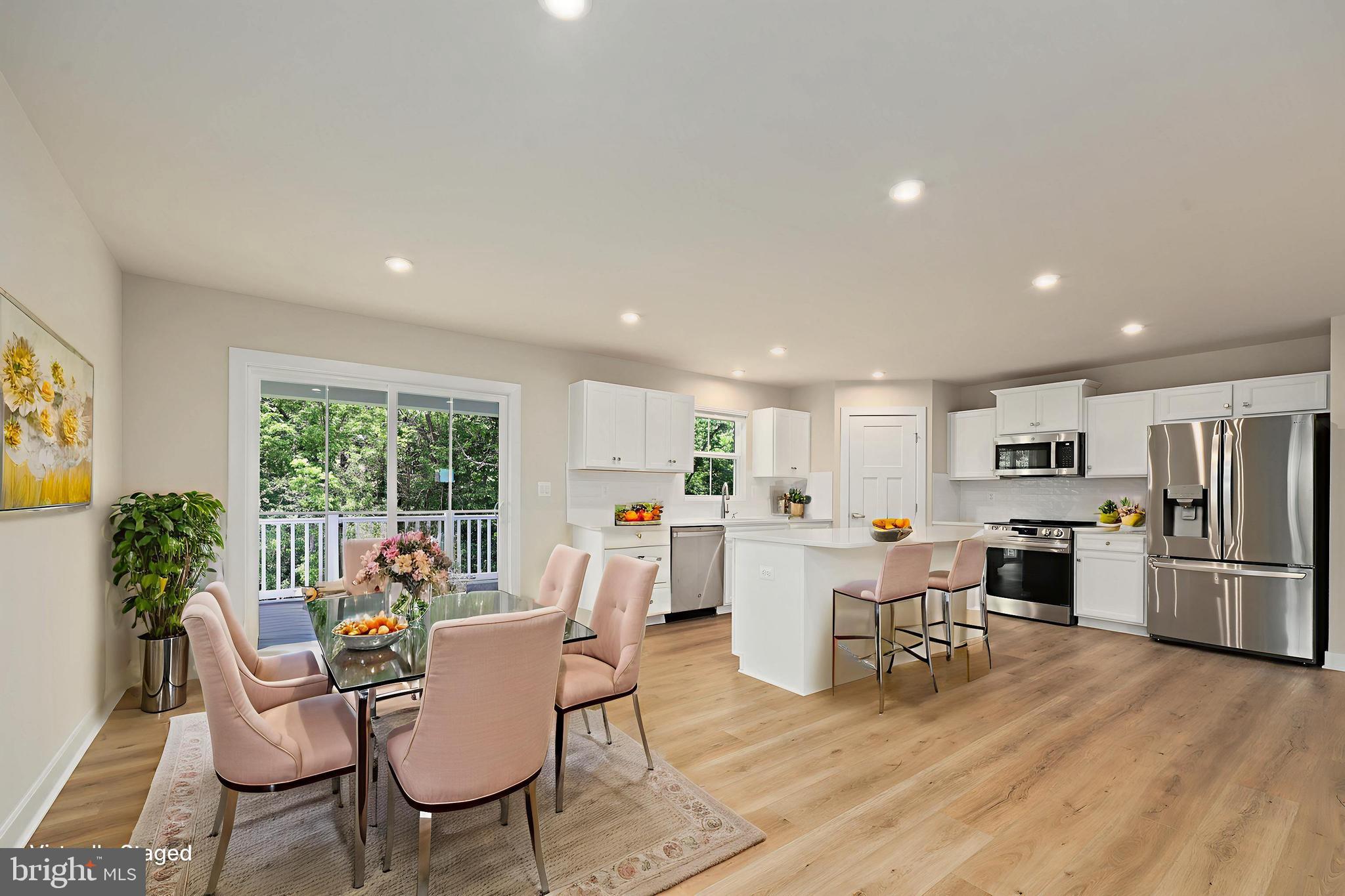 ARCADIA NORTH - Residential