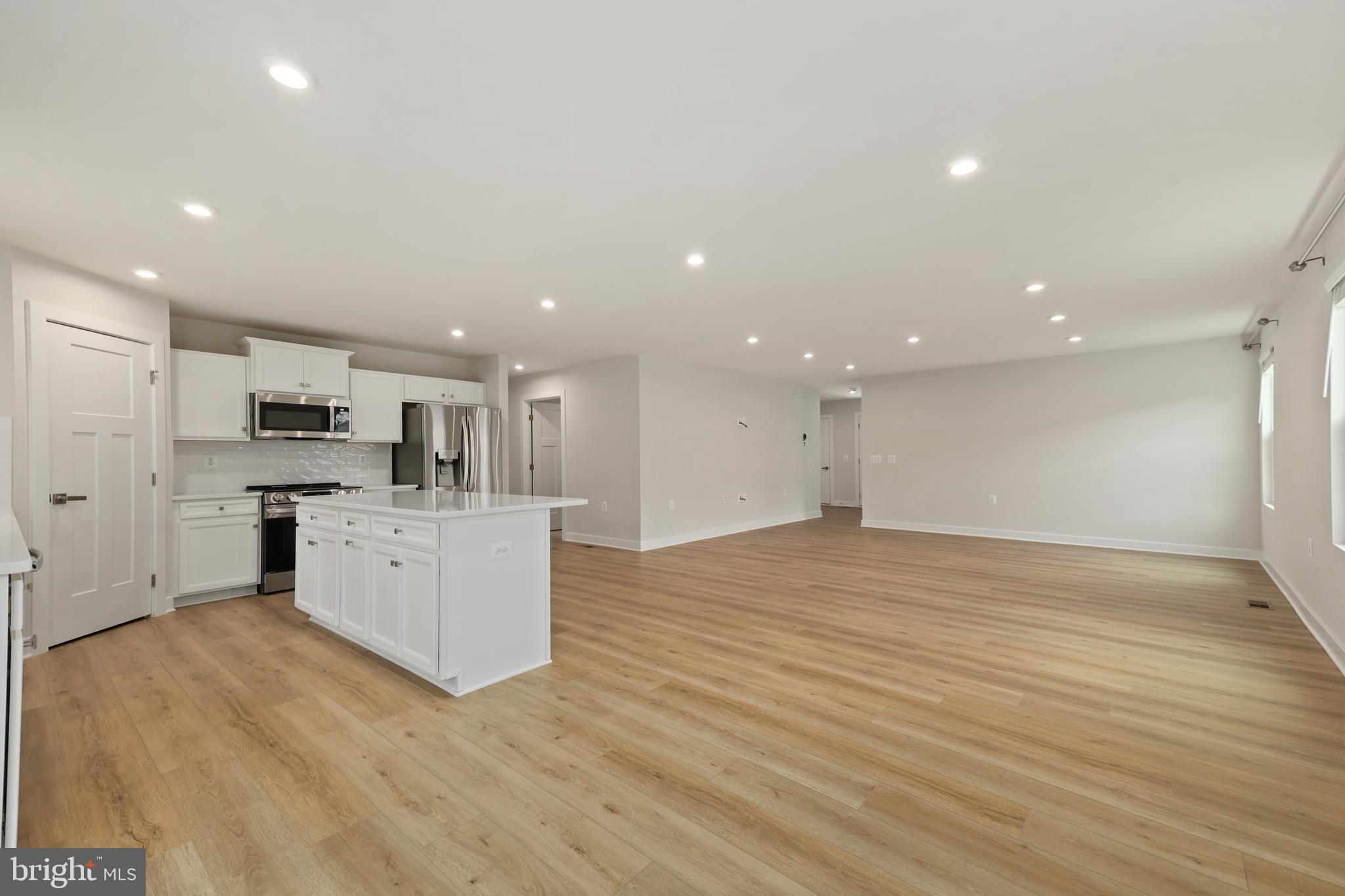 ARCADIA NORTH - Residential