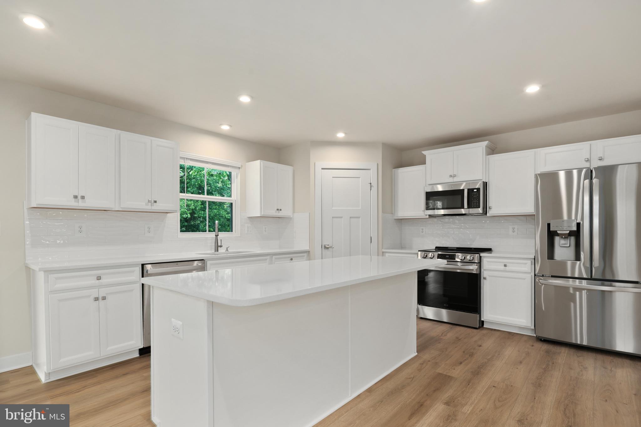 ARCADIA NORTH - Residential