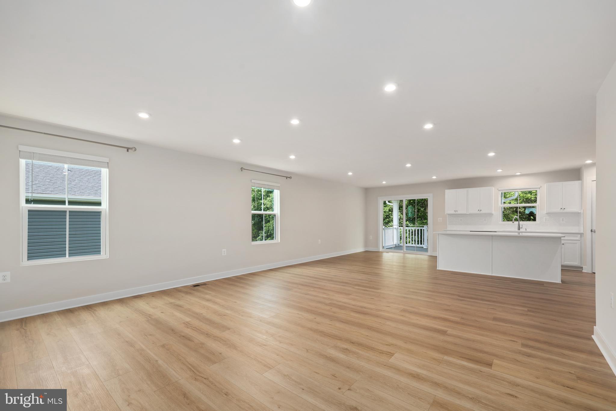 ARCADIA NORTH - Residential