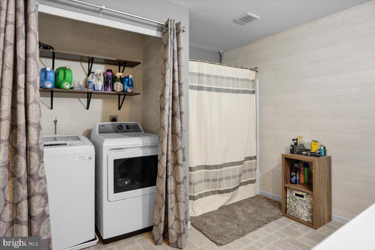 SAYLOR FARM - Residential