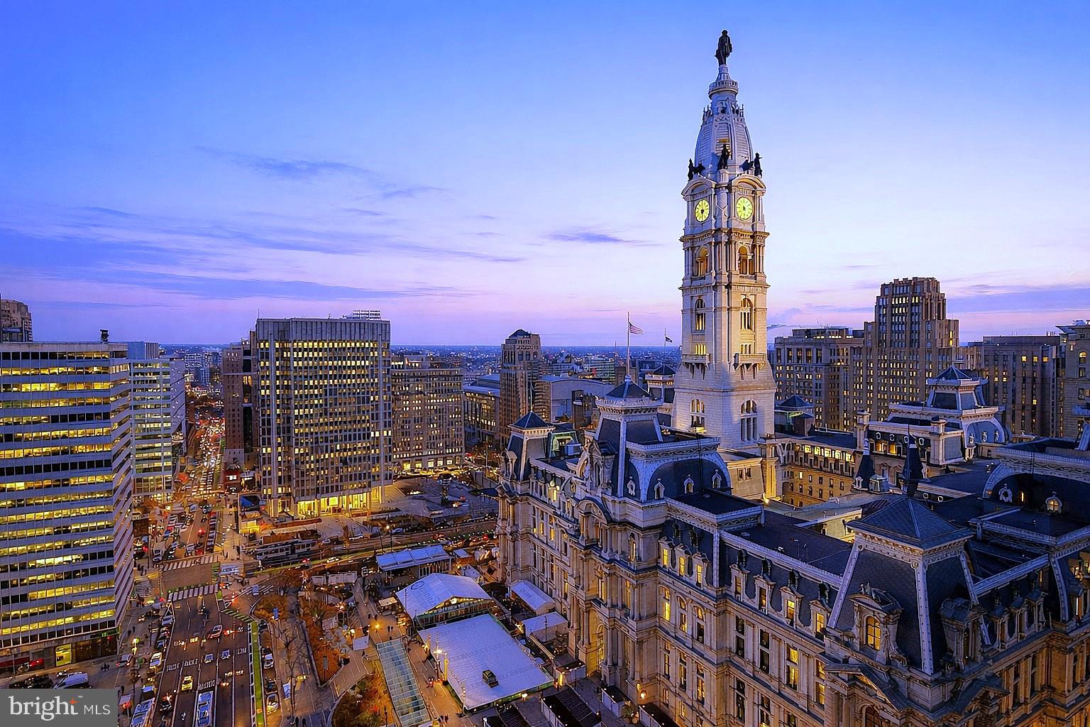 AVENUE OF THE ARTS - Residential