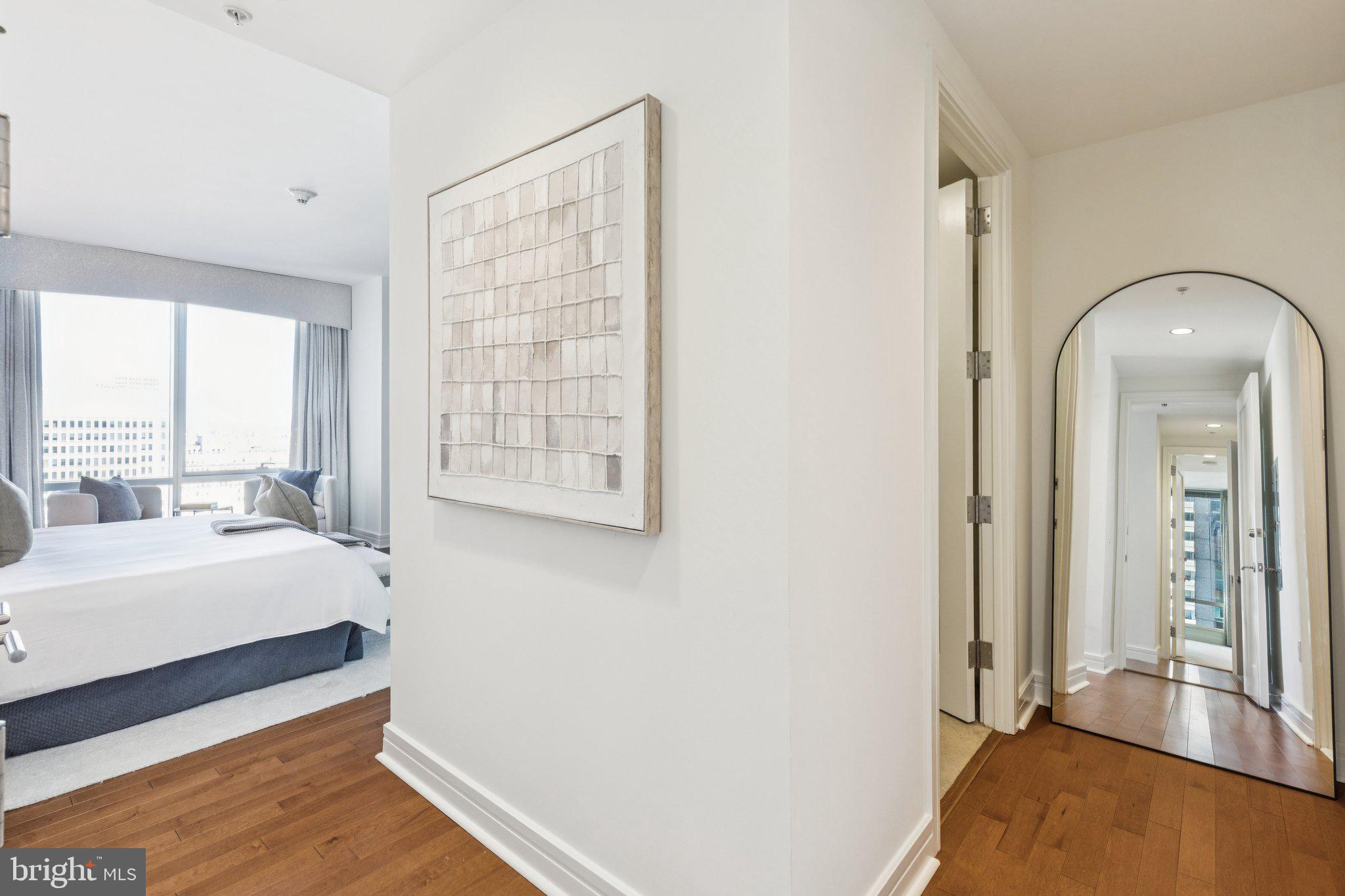 AVENUE OF THE ARTS - Residential