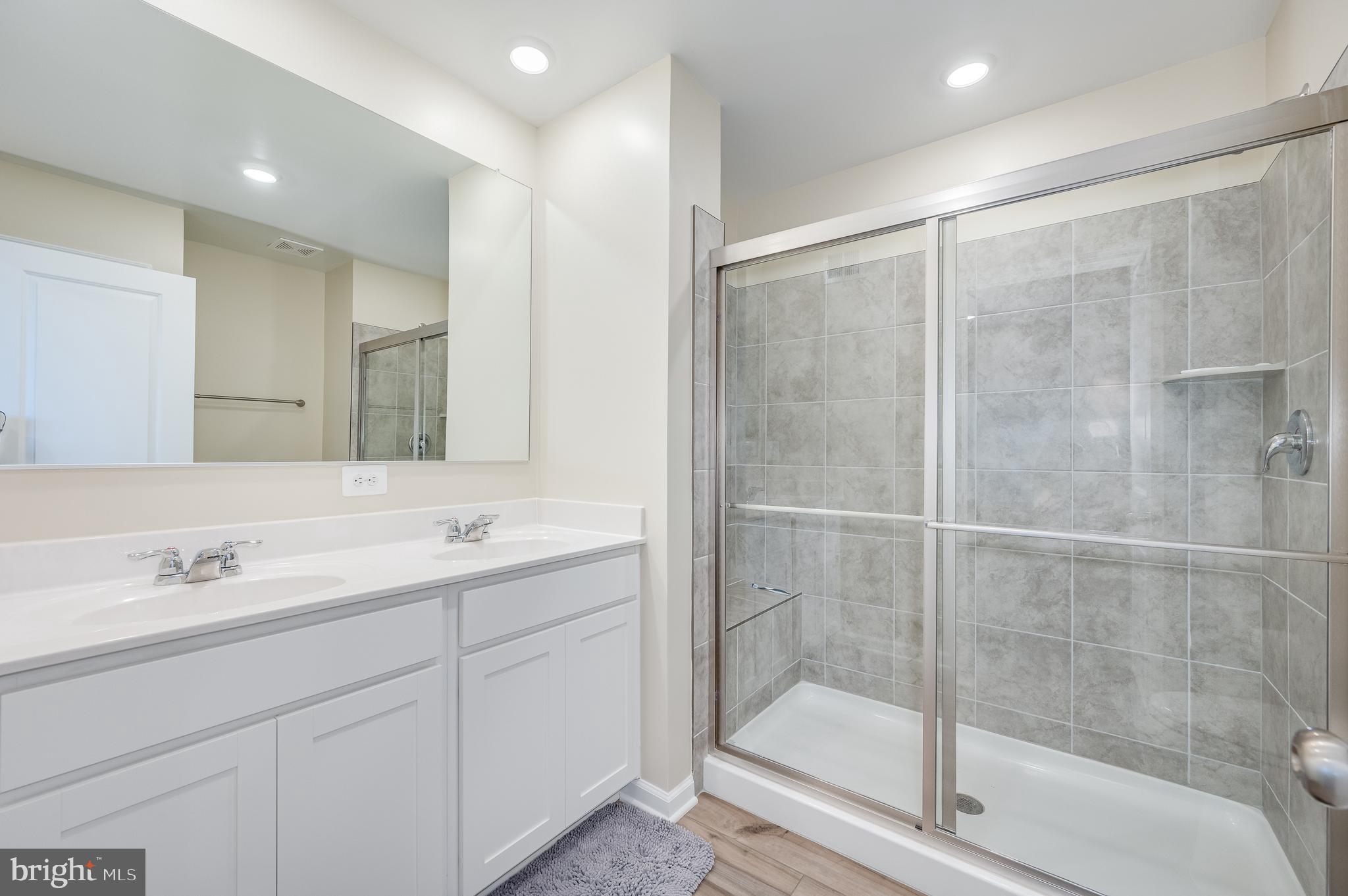 SHENANDOAH SPRINGS - Residential Lease