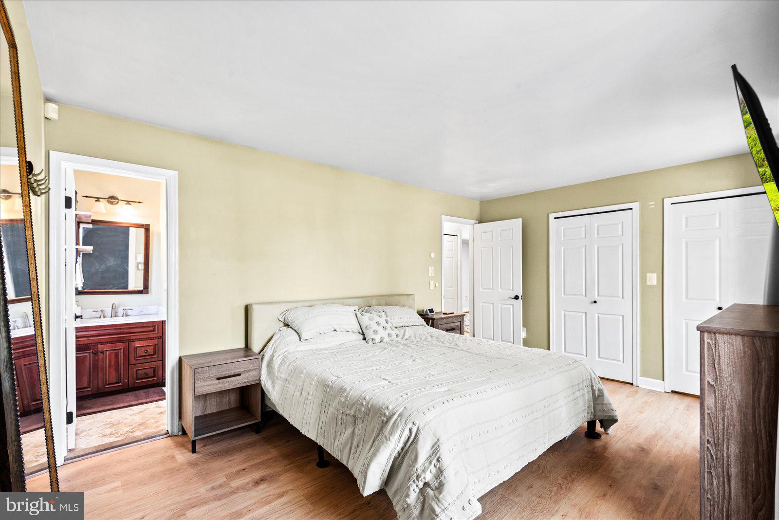 MONTCLAIR - Residential