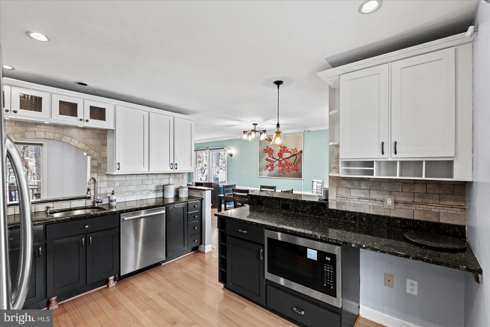 MONTCLAIR - Residential