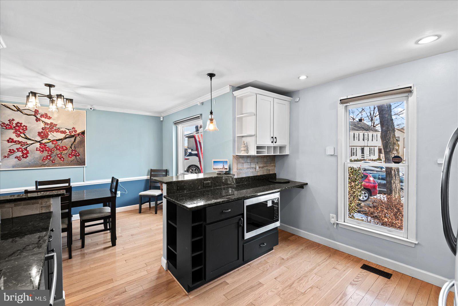 MONTCLAIR - Residential