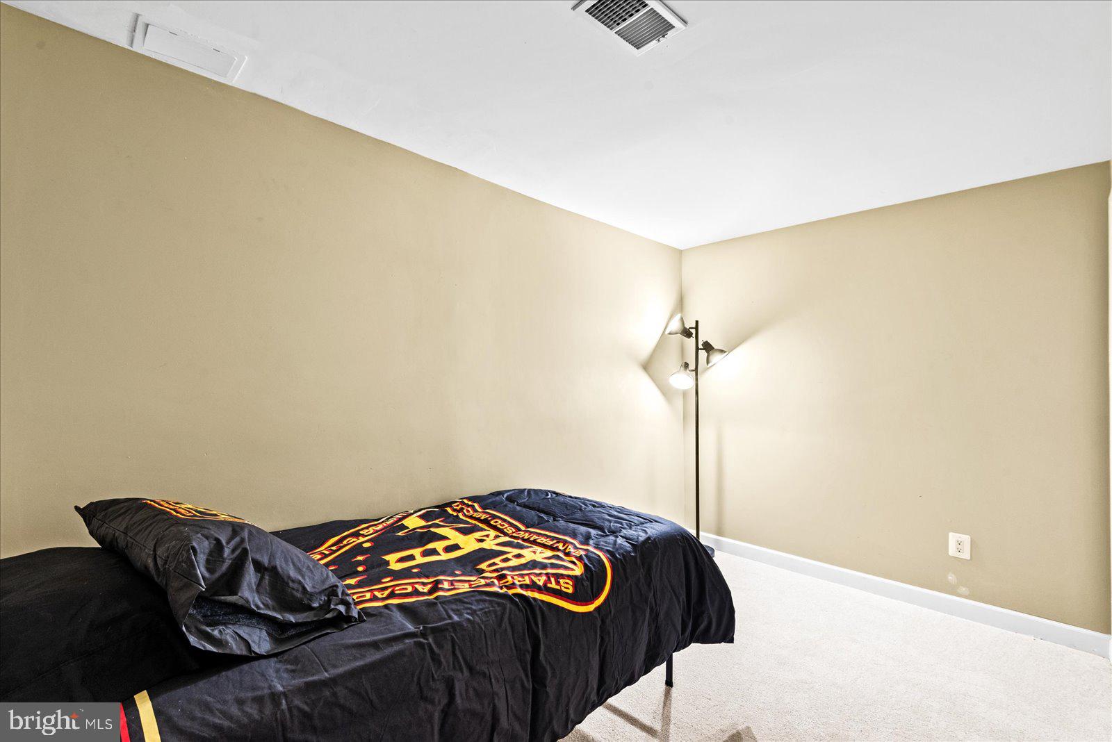 MONTCLAIR - Residential