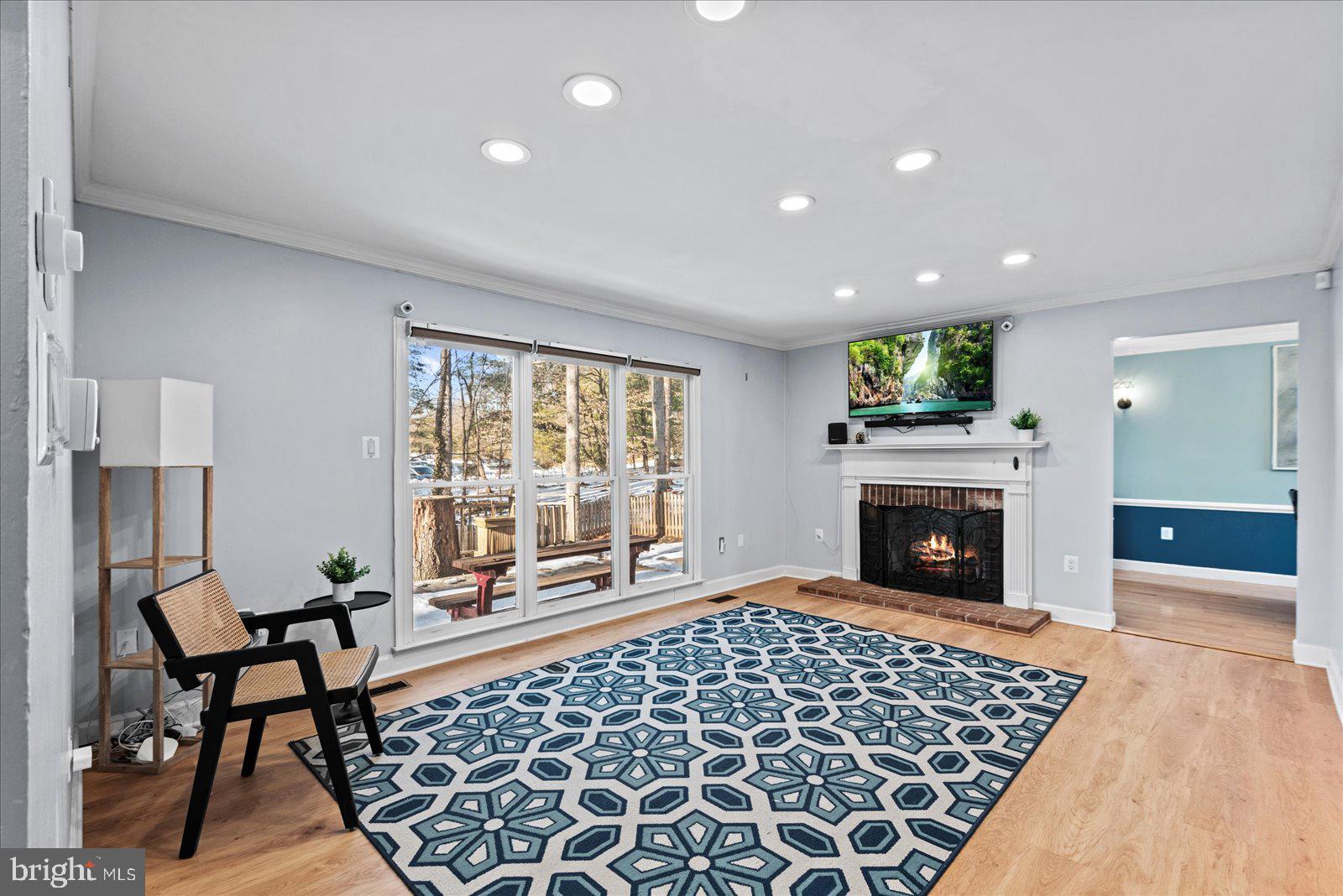 MONTCLAIR - Residential