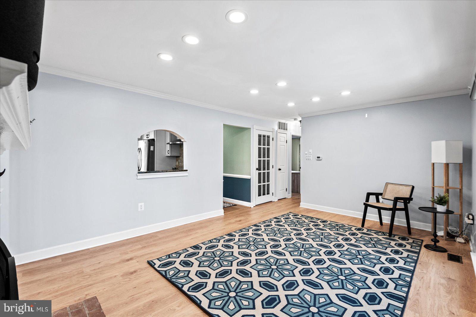 MONTCLAIR - Residential