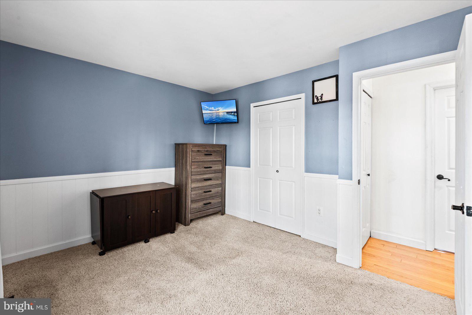 MONTCLAIR - Residential