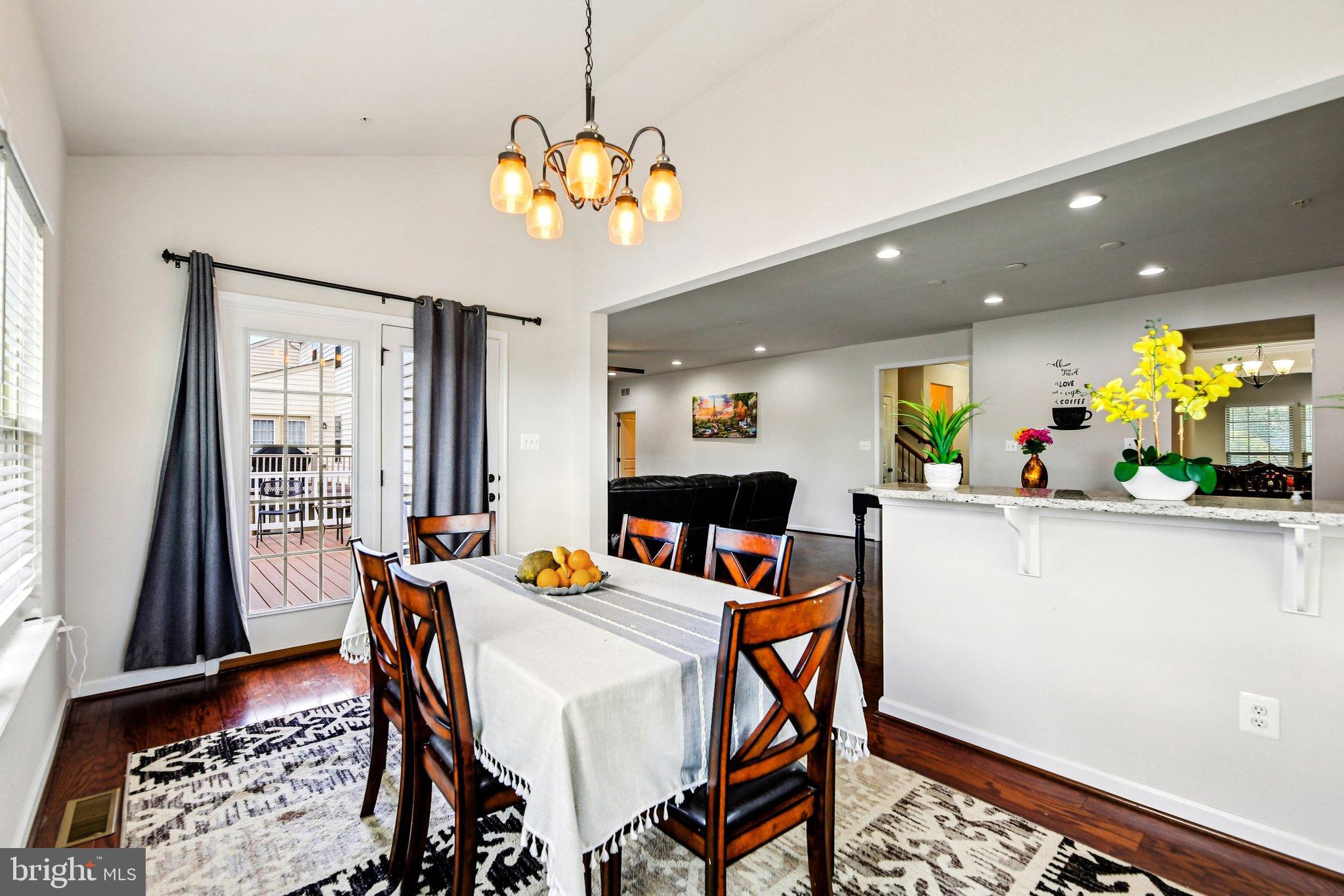 OAKDALE VILLAGE - Residential Lease