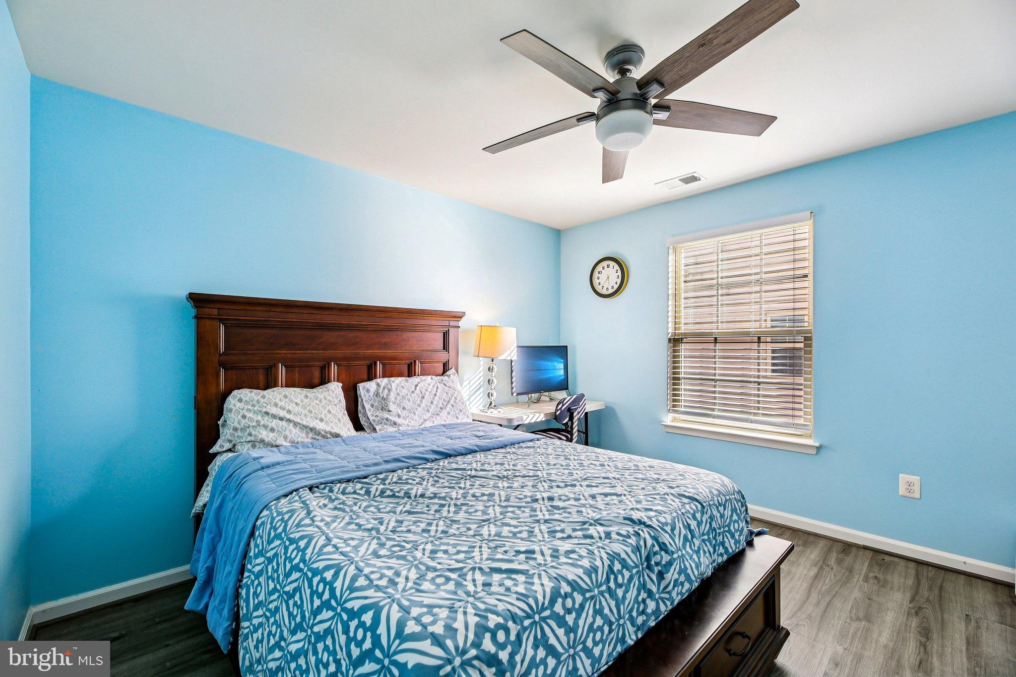 OAKDALE VILLAGE - Residential Lease