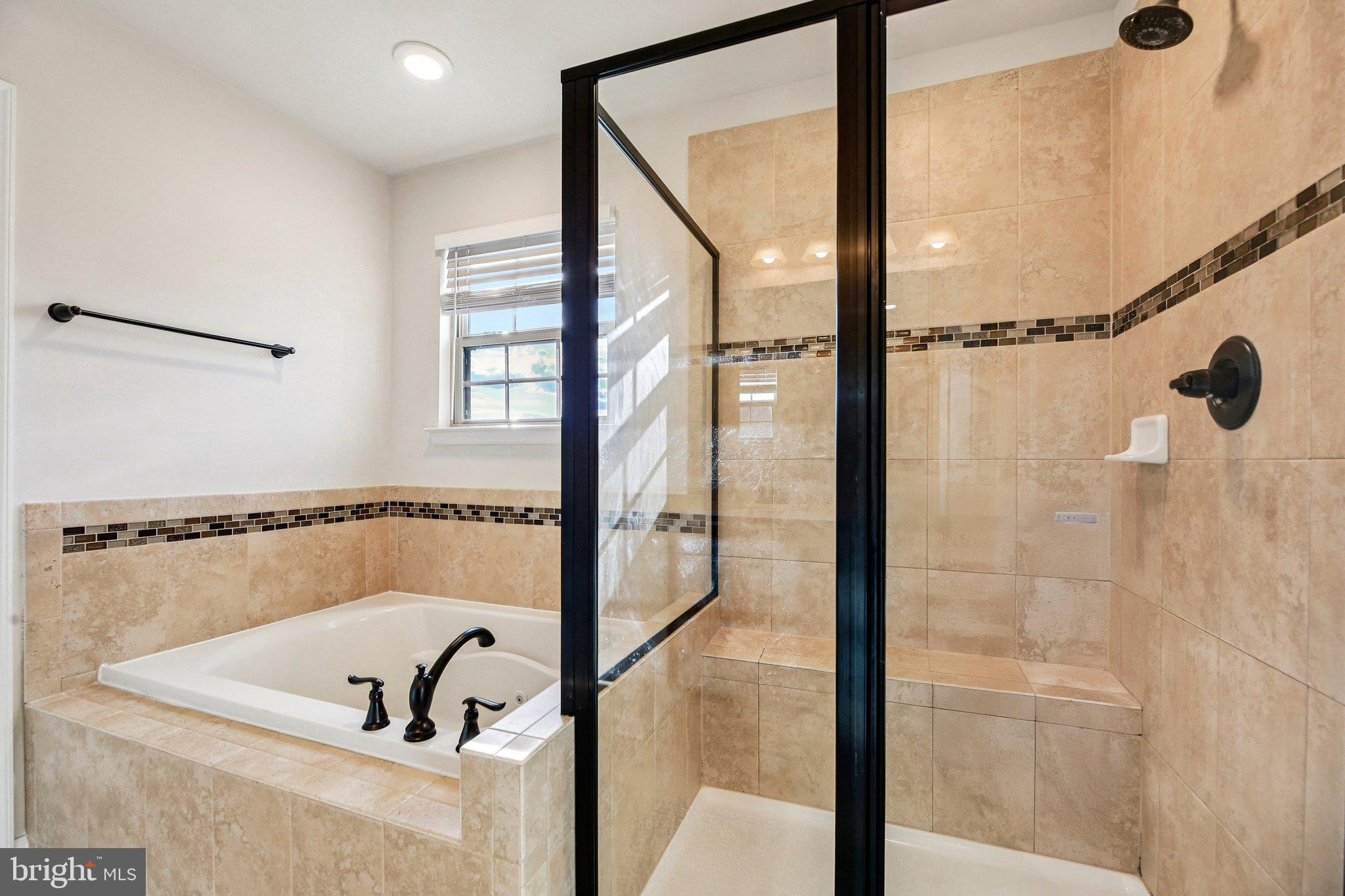 OAKDALE VILLAGE - Residential Lease