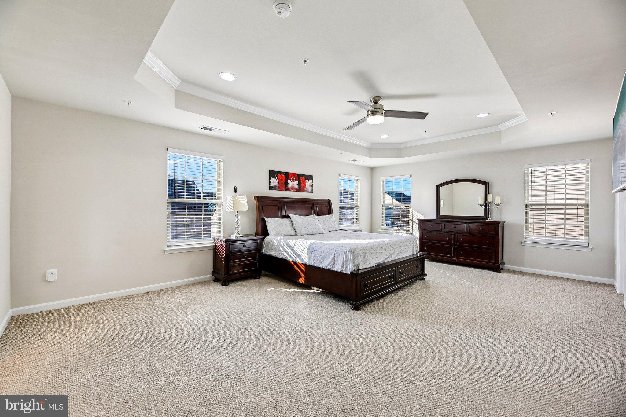 OAKDALE VILLAGE - Residential Lease