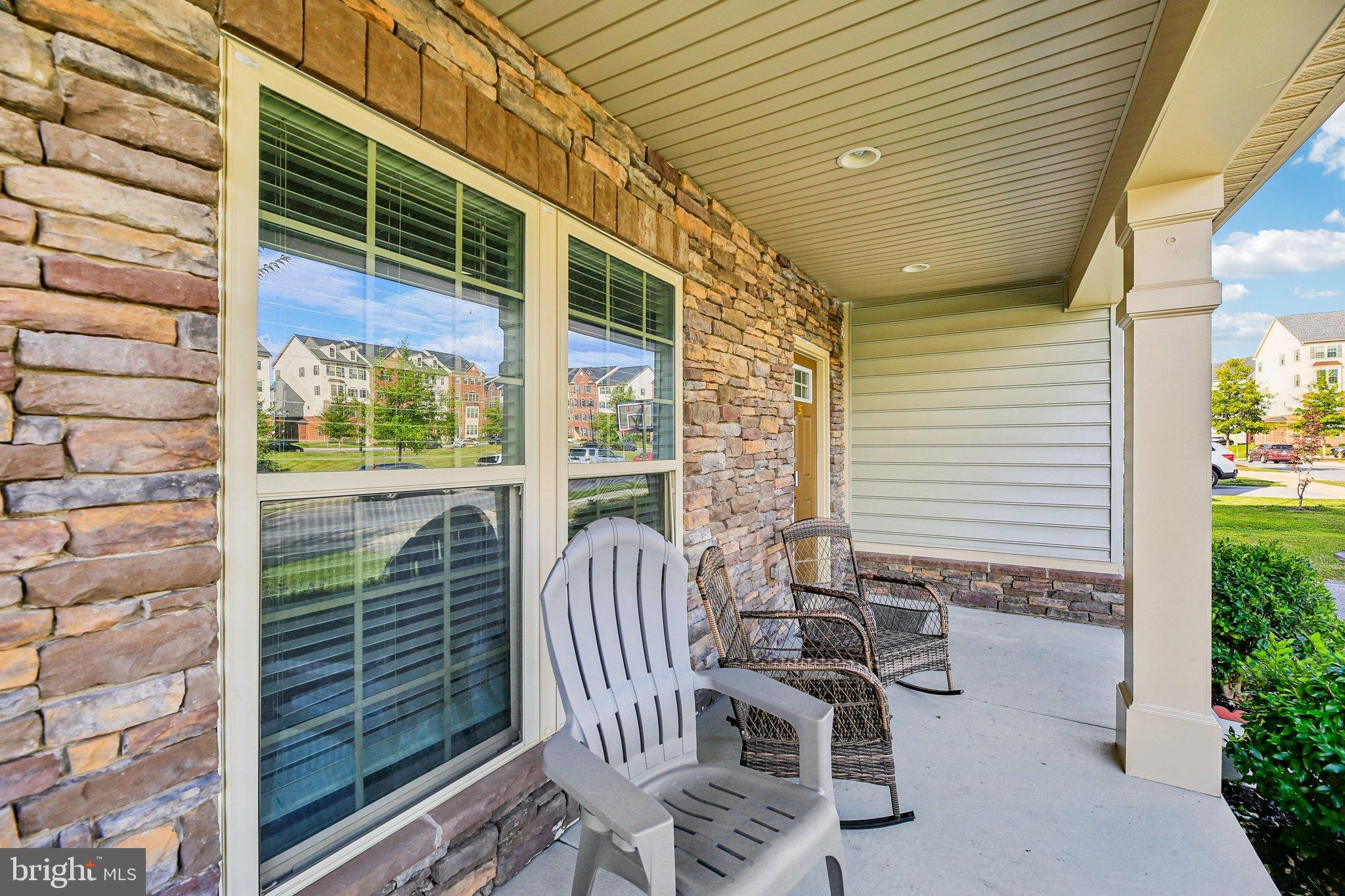 OAKDALE VILLAGE - Residential Lease