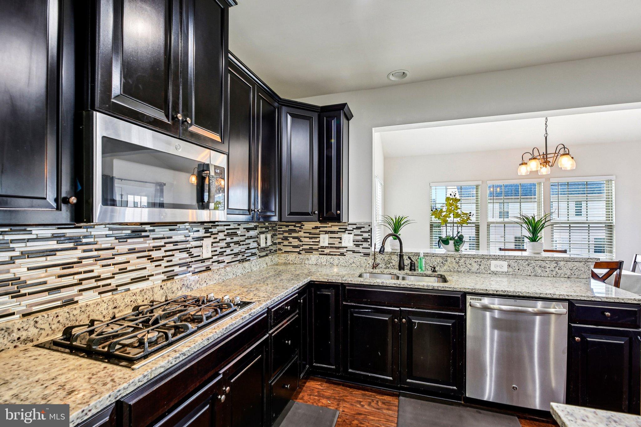 OAKDALE VILLAGE - Residential Lease