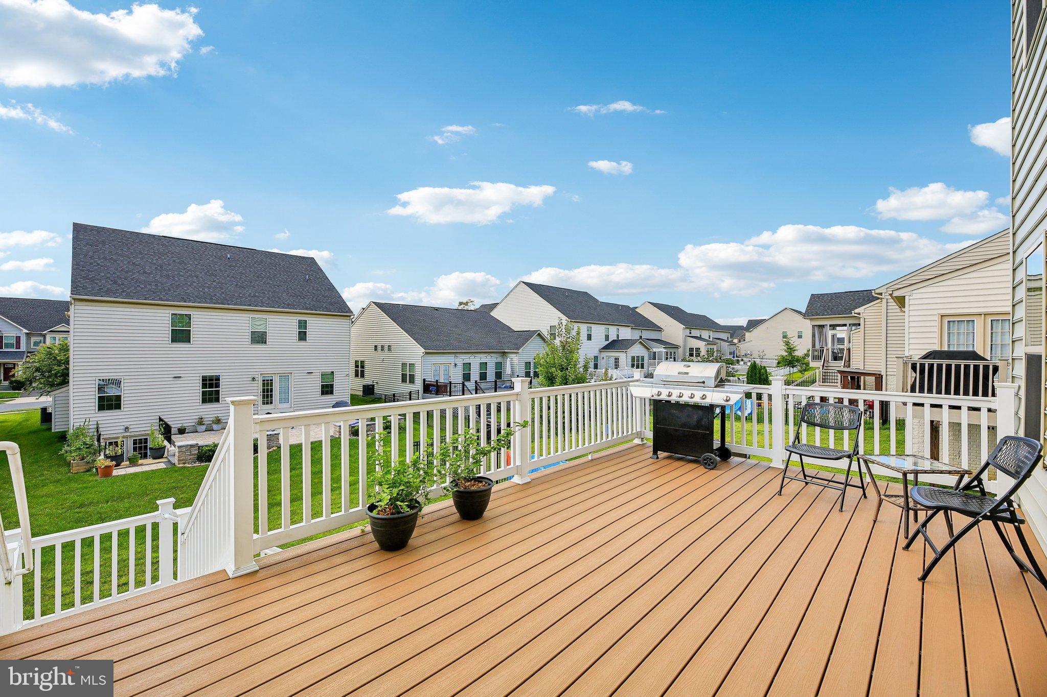 OAKDALE VILLAGE - Residential Lease