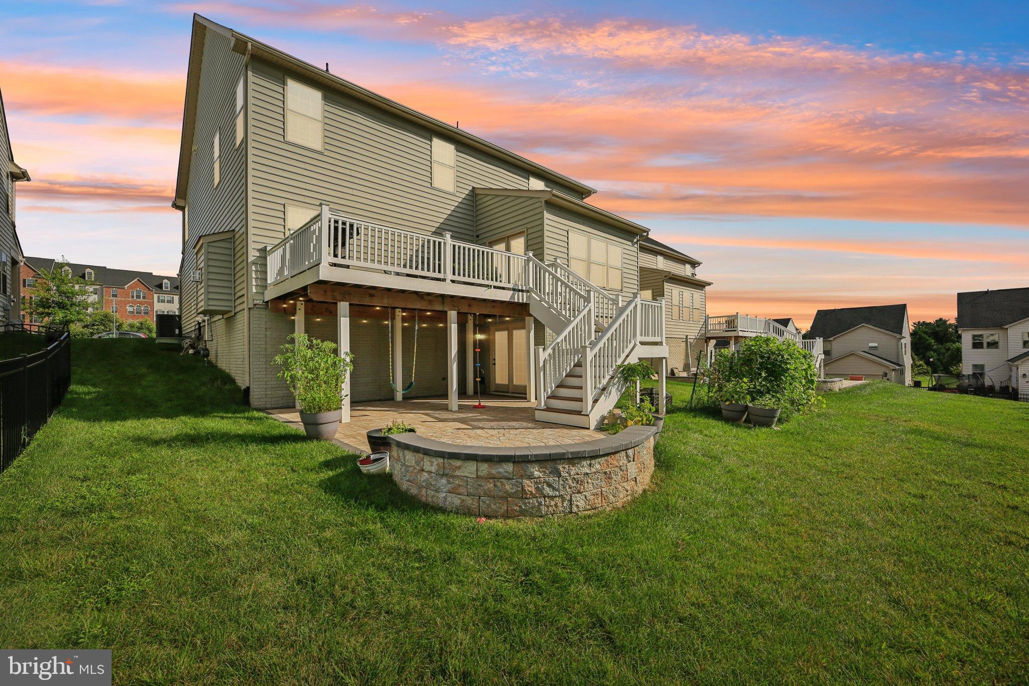 OAKDALE VILLAGE - Residential Lease