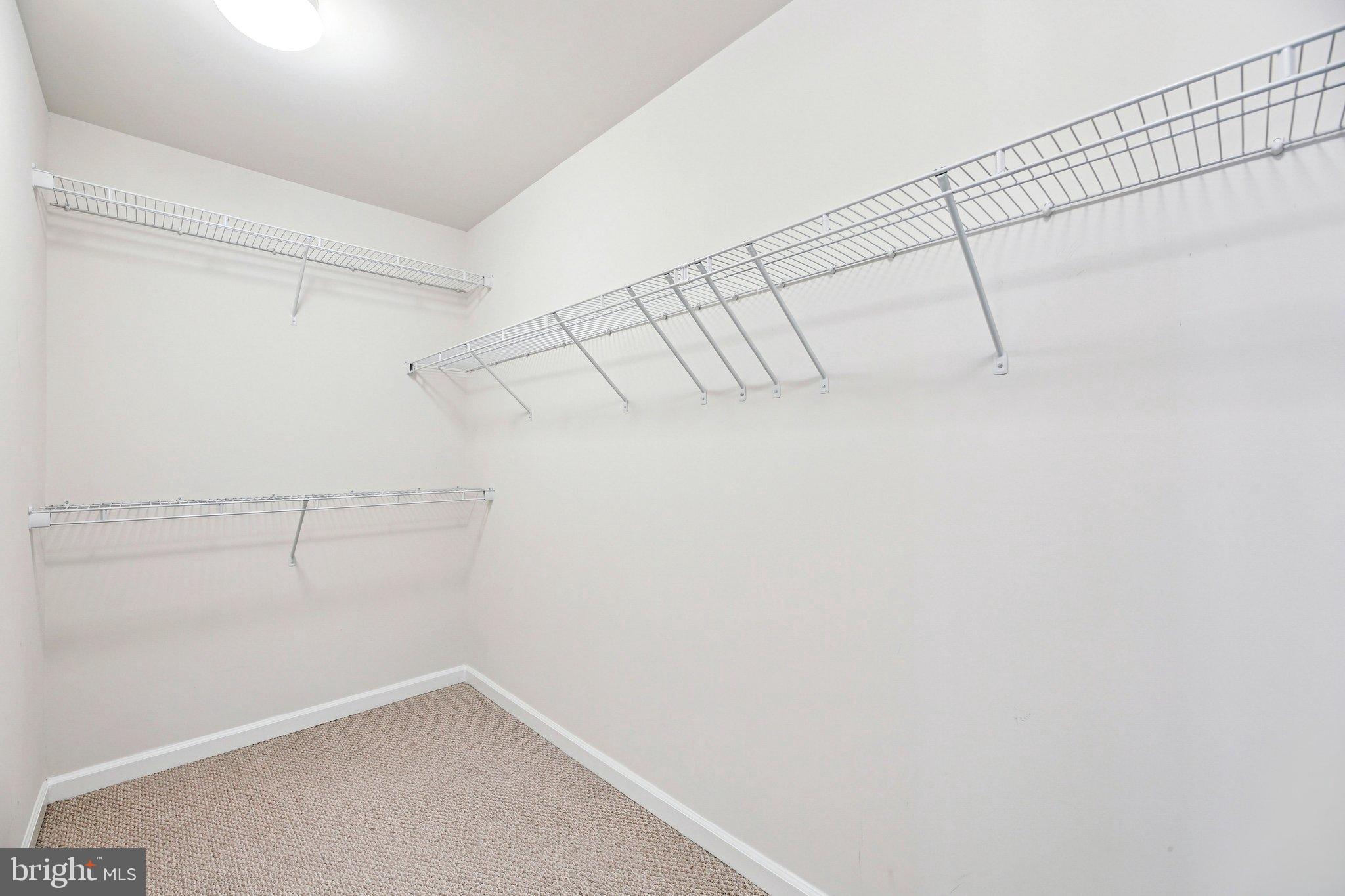 OAKDALE VILLAGE - Residential Lease