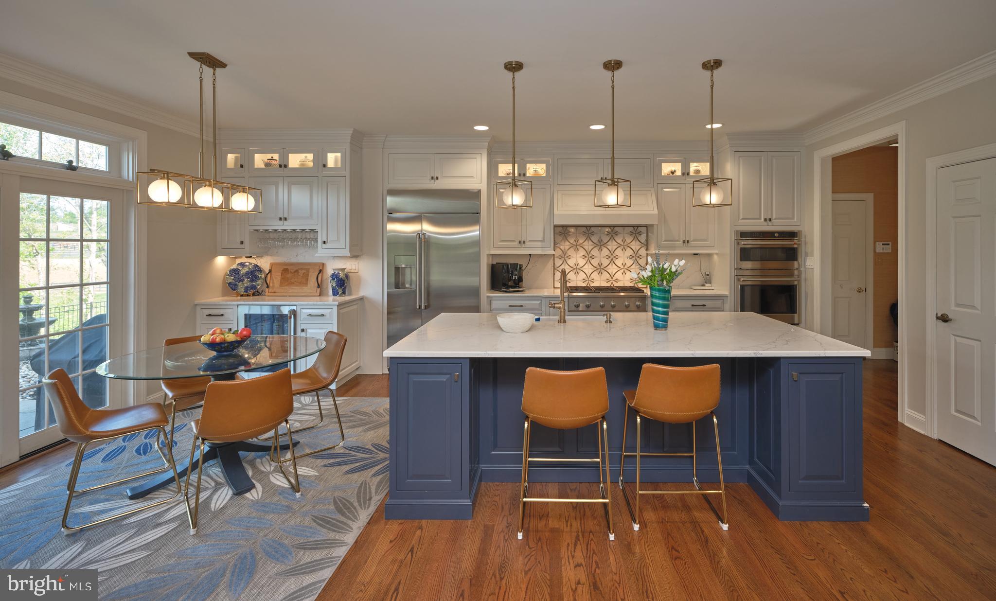 LAUREL BROOK - Residential